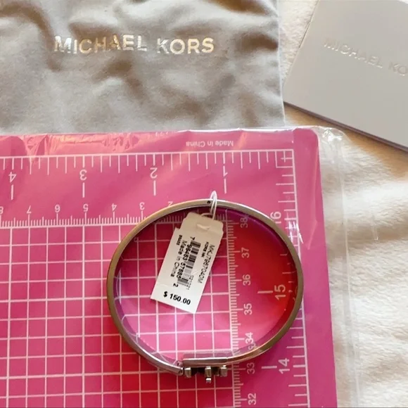 Brand NEW Michael Kors Bracelet with Tags - Picture 4 of 4